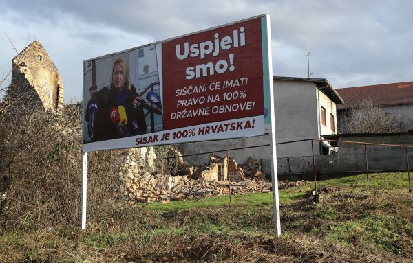 Predizborni plakati sisačke gradonačelnice