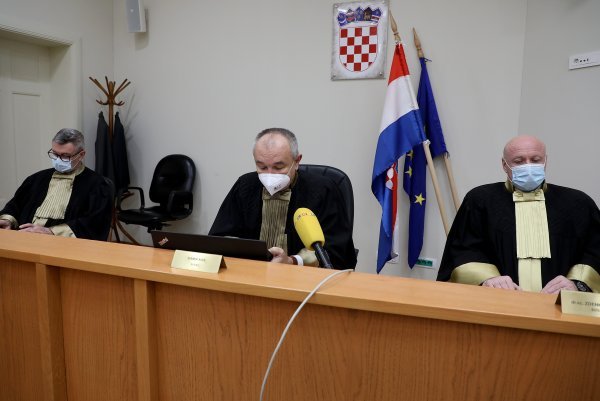 Sjednica Vrhovnog suda u slučaju Srnec