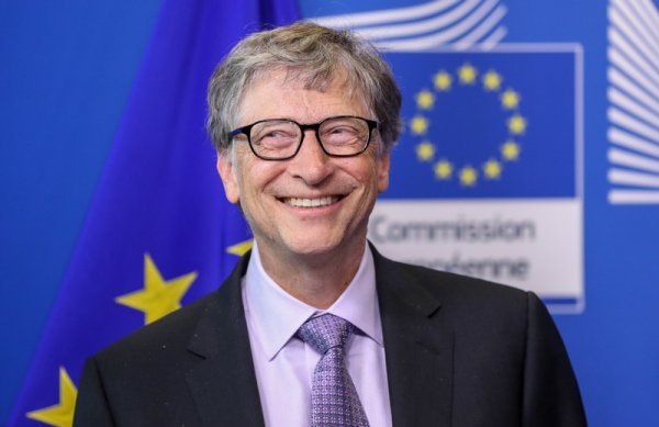 Bill Gates i supruga Melinda izdvojili su 1,75 milijardi dolara za istraživanje Covida-19