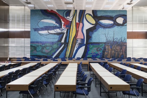 Zagreb: Interijer zgrade popularno zvane Kockica