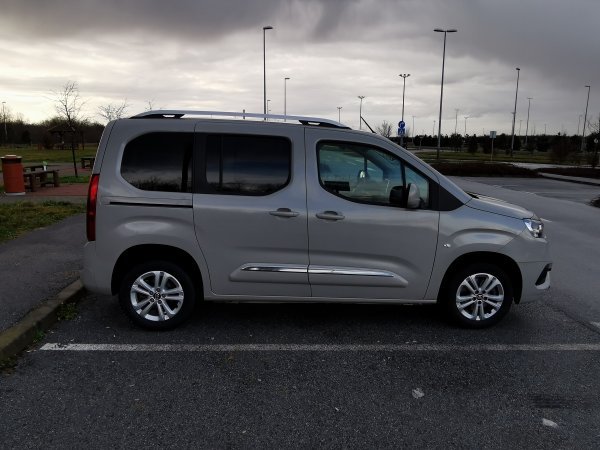 Toyota Proace City Verso 1.5D A/T8 ograničeno izdanje