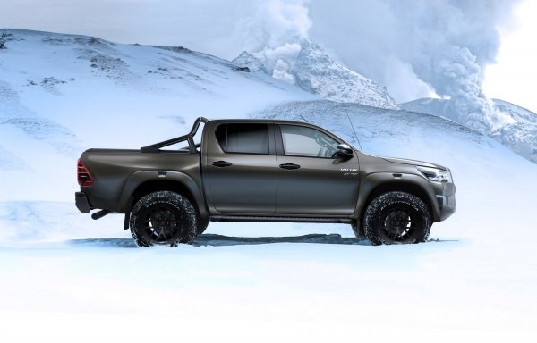 Arctic Trucks preuredio Toyotu Hilux: AT35