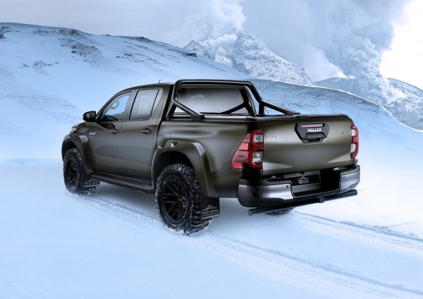 Arctic Trucks preuredio Toyotu Hilux: AT35