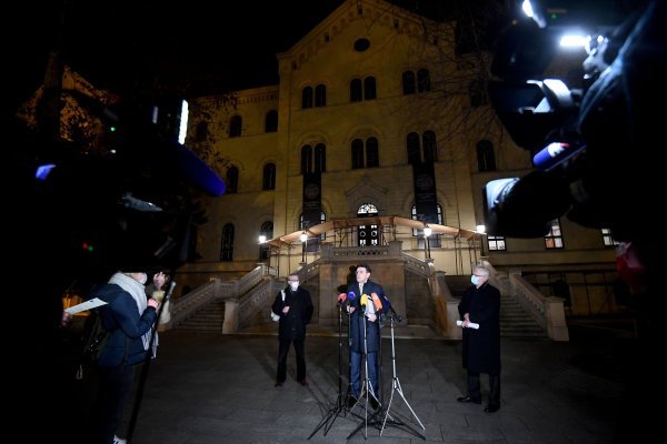 Završetak sjednice Savjeta sveučilišta održane na Pravnom fakultetu