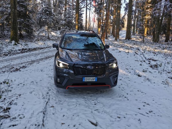 Subaru Forester 2.0i e-Boxer 4DVENTURE