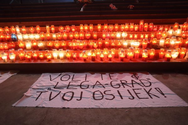 Osijek se oprašta od Balaševića