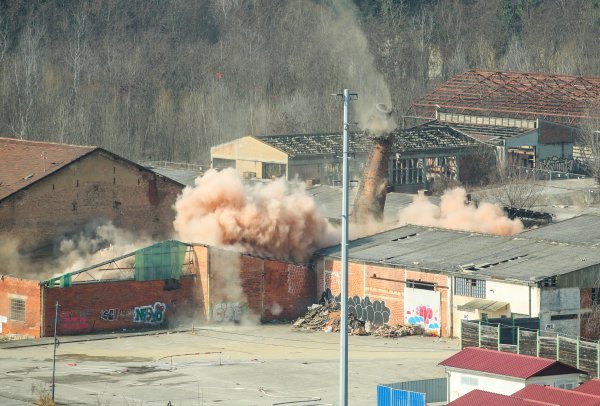 Rušenje dimnjaka u Zagrebu