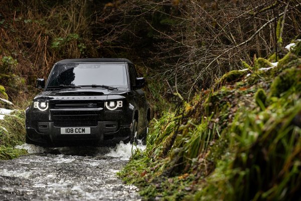 Land Rover Defender V8 90