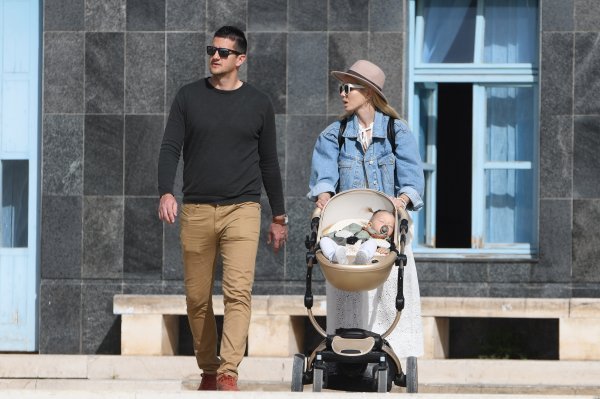 Antonija Mišura Sandrić u šetnji s obitelji