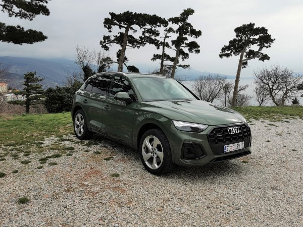 Audi Q5 40 TDI quattro S tronic S line +