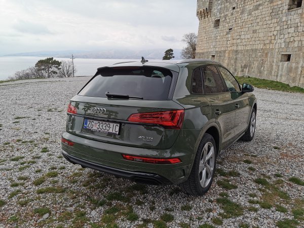 Audi Q5 40 TDI quattro S tronic S line +