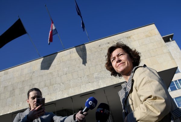 Dolazak djelatnika u Gradsko poglavarstvo nakon smrti gradonačelnika Milana Bandića