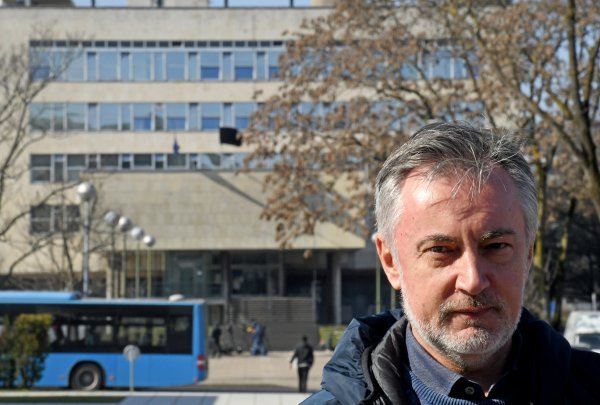Zagreb: Miroslav Škoro obratio se medijima i uputio sućut obitelji gradonačelnika