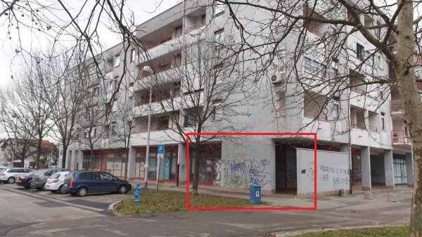 Zagreb - Trg Hrvatskih Pavlina 2