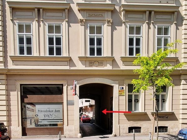 Zagreb - Preradovićeva 18/1