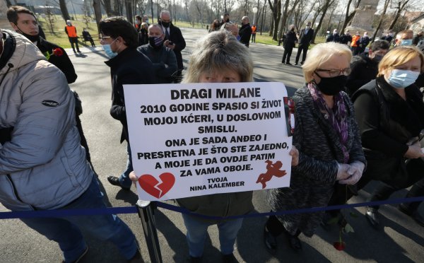 Građani na posljednjem ispraćaju Milana Bandića