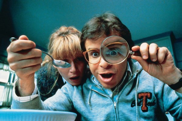 Rick Moranis u filmu 'Draga, smanjio sam djecu' (1989.)