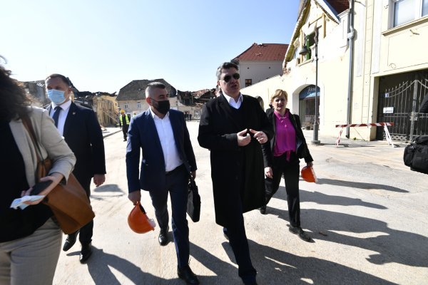 Predsjednik RH Zoran Milanović u Petrinji