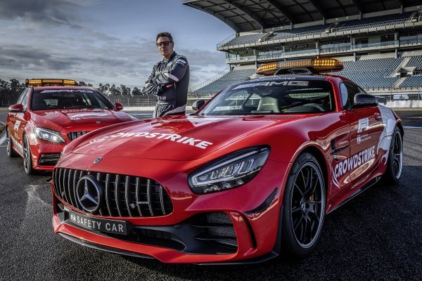 Mercedes-AMG GT R i Bernd Mayländer, provjerni vozač 'safety cara' još od 2000.