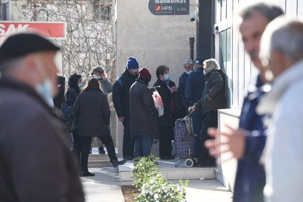 Prema Zakonu o radu, nije obavezna isplata otpremnine prilikom odlaska u mirovinu