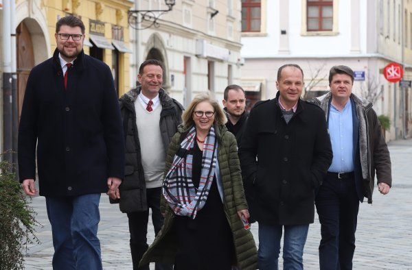 Varaždinski SDP predstavio je svoju kandidatkinju za županicu, Barbaru Antolić Vupora