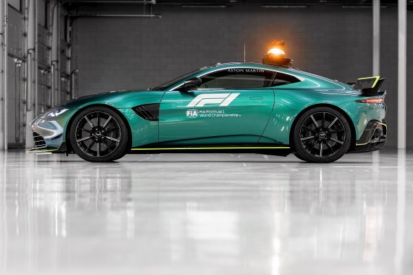 Aston Martin Vantage je službeni sigurnosni automobil Formule 1