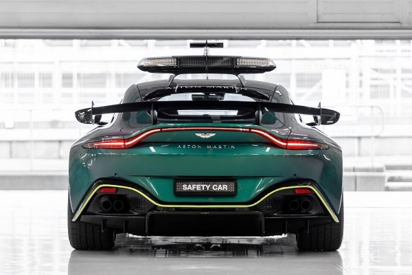 Aston Martin Vantage je službeni sigurnosni automobil Formule 1