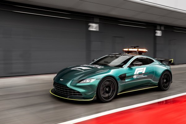 Aston Martin Vantage je službeni sigurnosni automobil Formule 1