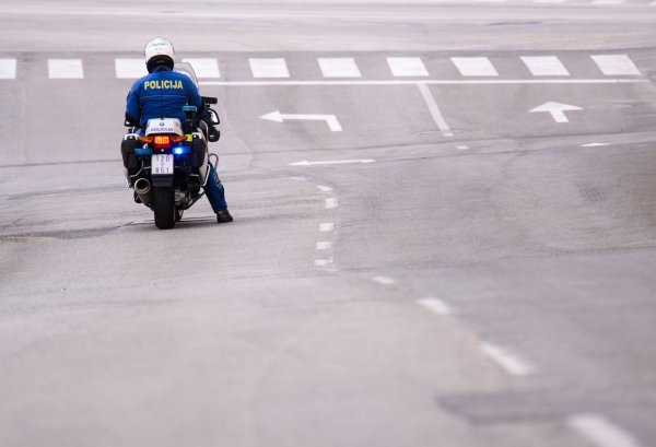 Split, izlijevanje nepoznate tekućine