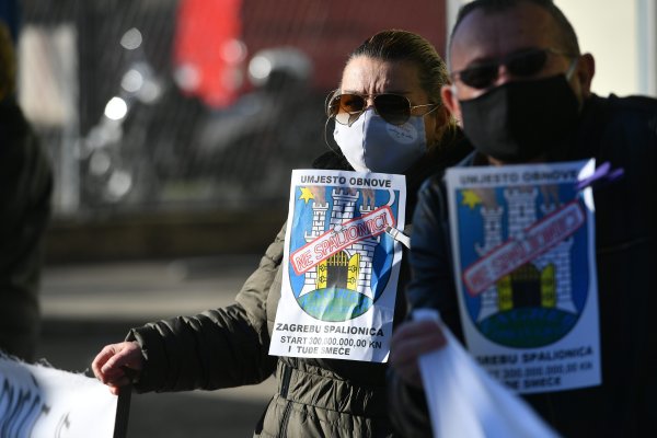 Prosvjed uoči Skupštine Grada Zagreba