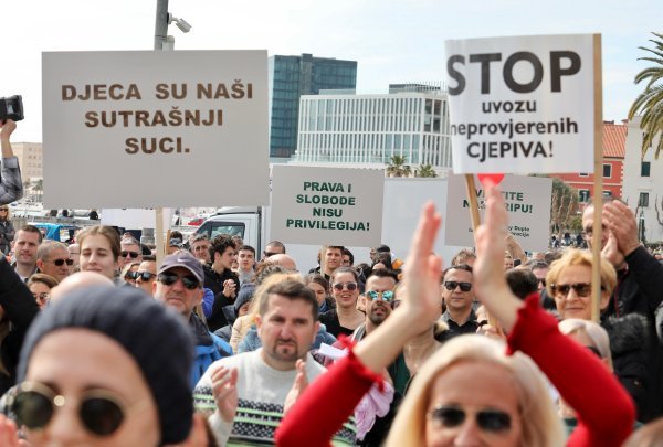 Prosvjed Svjetska povorka slobode, mira i demokracije u Splitu