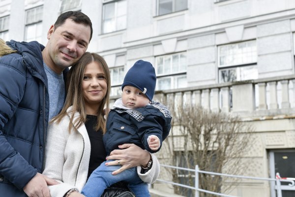 Rodilje i bebe koje su za vrijeme zagrebačkog potresa bile u Petrovoj bolnici