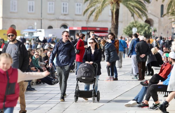 Druženje na splitskoj Rivi