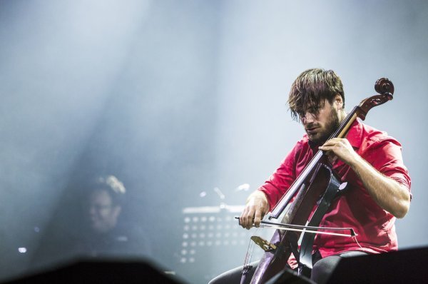 2Cellos