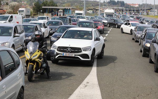 Uoči Uskrsnih blagdana pojačan promet na graničnom prijelazu Bregana