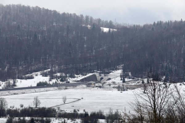 Snijeg u Gorskom kotaru dan prije Uskrsa