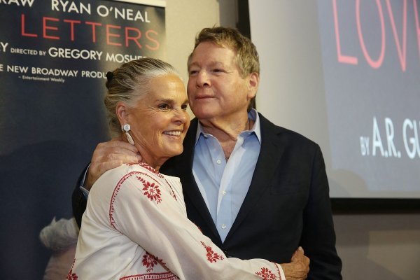 Ali MacGraw i Ryan O'Neal