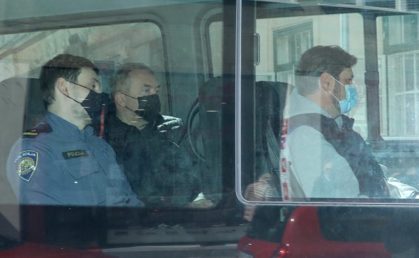 Dovođenje Dragana Kovačevića na sud zbog afere Janaf