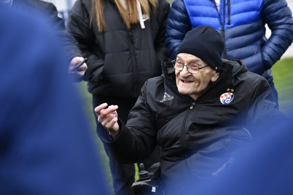 Dinamova legenda Rudi Belin posjetio je igrače Dinama na posljednjem treningu