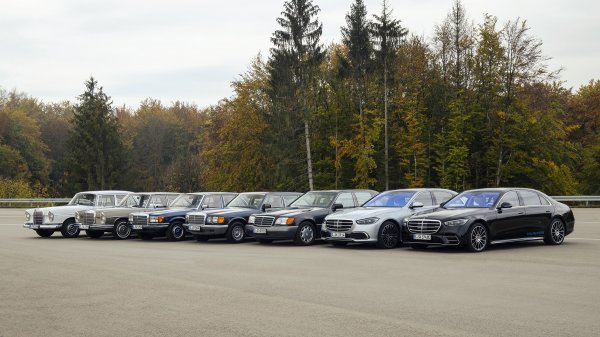 Mercedes-Benz S-klasa kroz 7 generacija