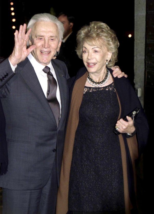 Anne i Kirk Douglas