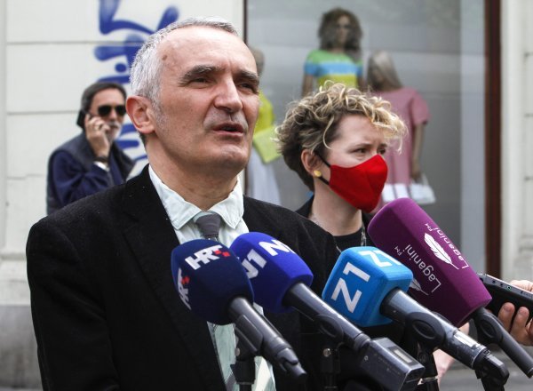 Konferencija za medije Možemo i Zagreb je na povodu Međunarodnog praznika rada