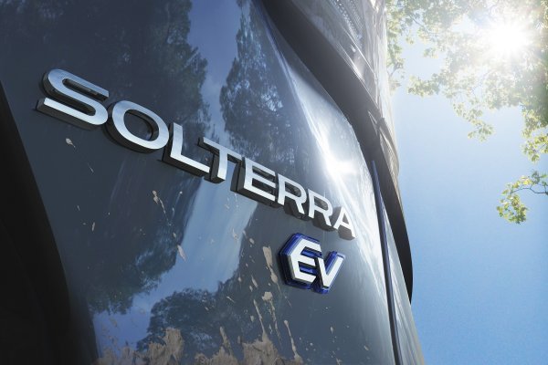 Subaru Solterra - najavne fotografije prvog potpuno električnog SUV-a Subarua