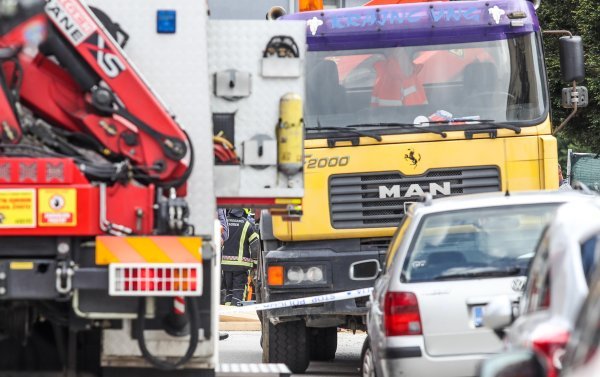 Očevid na mjestu gdje je muškarca zatrpala zemlja