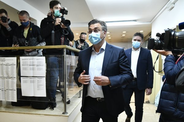 Andrej Plenković na biralištu