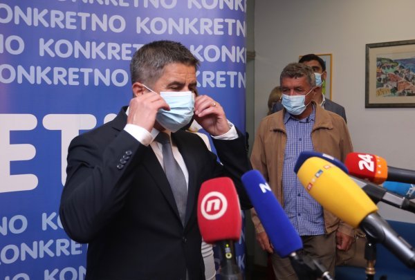 Split: Vice Mihanović nakon ulaska u drugi krug dao je izjave za medije