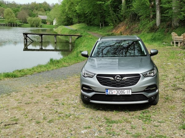 Opel Grandland X Elegance F 1.5 DTH S/S (96 kW/130 KS) AT8