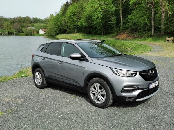 Opel Grandland X Elegance F 1.5 DTH S/S (96 kW/130 KS) AT8