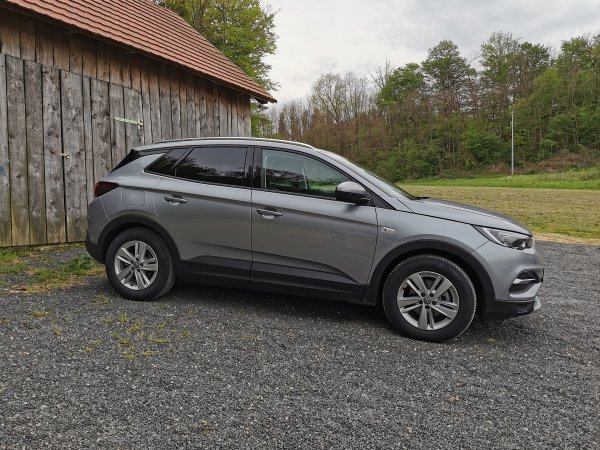 Opel Grandland X Elegance F 1.5 DTH S/S (96 kW/130 KS) AT8