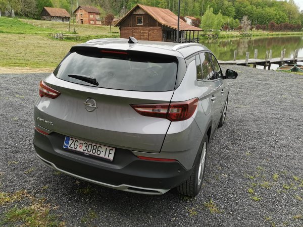 Opel Grandland X Elegance F 1.5 DTH S/S (96 kW/130 KS) AT8